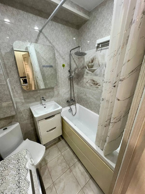 Продам однокомнатную (1-комн.) квартиру, Калараша (Лазаревский р-н) ул, 64Б/2к1, Сочи г