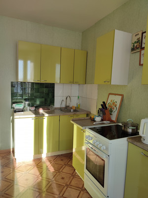 Продам двухкомнатную (2-комн.) квартиру, Авиаторов ул, 5, Москва г