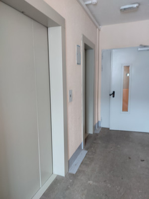 Продам двухкомнатную (2-комн.) квартиру, Авиаторов ул, 5, Москва г