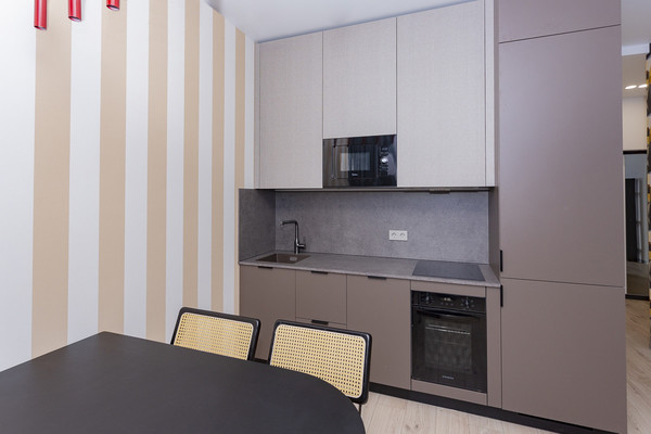 Продам двухкомнатную (2-комн.) квартиру, Берёзовая аллея, 19к2, Москва г