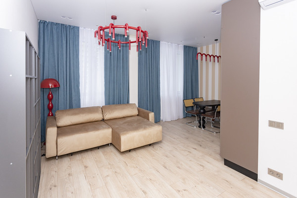 Продам двухкомнатную (2-комн.) квартиру, Берёзовая аллея, 19к2, Москва г