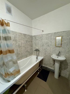 Продам однокомнатную (1-комн.) квартиру, Заводская ул, 5, Ханты-Мансийск г