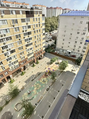 Продам трехкомнатную (3-комн.) квартиру, Героев-Разведчиков ул, 48, Краснодар г