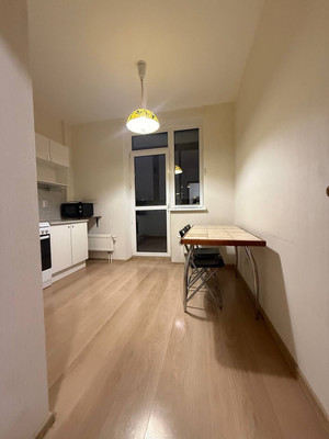 Продам однокомнатную (1-комн.) квартиру, Крестинского ул, 2, Екатеринбург г