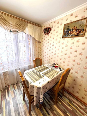 Продам двухкомнатную (2-комн.) квартиру, Кул Гали ул, 15/21, Казань г