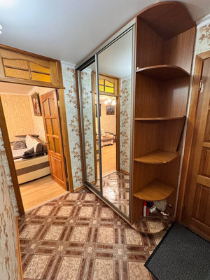 Продам двухкомнатную (2-комн.) квартиру, Кул Гали ул, 15/21, Казань г