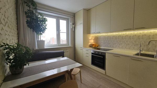 Продам двухкомнатную (2-комн.) квартиру, Южнобутовская ул, 101, Москва г