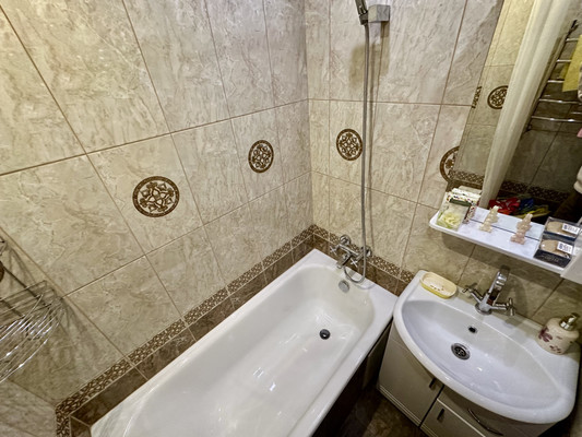 Продам трехкомнатную (3-комн.) квартиру, Содружества ул, 3, Ростов-на-Дону г