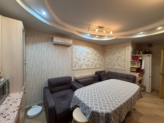 Продам двухкомнатную (2-комн.) квартиру, Архитектора В.В.Белоброва ул, 3, Дмитров г