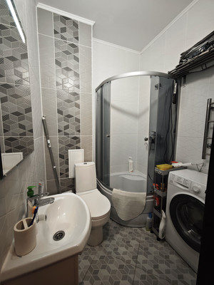 Продам однокомнатную (1-комн.) квартиру, Шекспира ул, 3, Бугры п