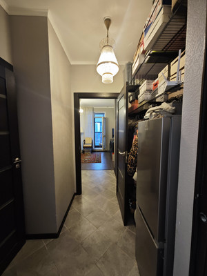 Продам однокомнатную (1-комн.) квартиру, Шекспира ул, 3, Бугры п