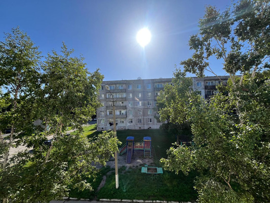 Продам двухкомнатную (2-комн.) квартиру, Центральная ул, 2, Фокино г