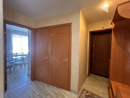 Продам двухкомнатную (2-комн.) квартиру, 50 лет Октября ул, 19, Полазна пгт