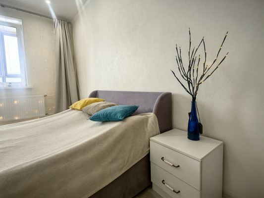 Продам трехкомнатную (3-комн.) квартиру, Дмитровская ул, 24, Базарово д