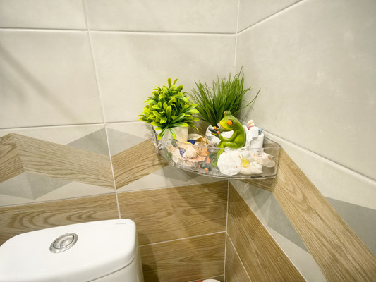 Продам трехкомнатную (3-комн.) квартиру, Дмитровская ул, 24, Базарово д