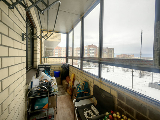 Продам трехкомнатную (3-комн.) квартиру, Дмитровская ул, 24, Базарово д