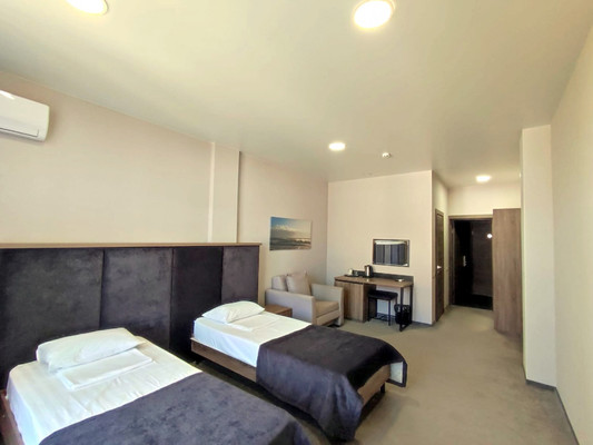 Продам однокомнатную (1-комн.) квартиру, Тургенева ул, 252, Анапа г