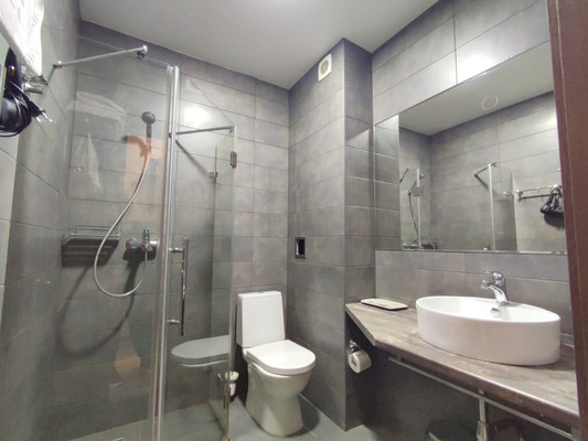 Продам однокомнатную (1-комн.) квартиру, Тургенева ул, 252, Анапа г