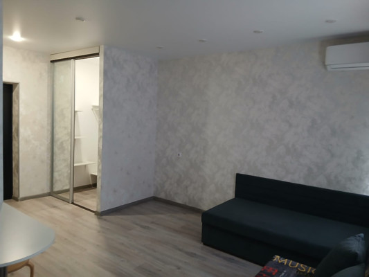 Продам однокомнатную (1-комн.) квартиру, им. Героя Георгия Бочарникова ул, 14к1, Краснодар г