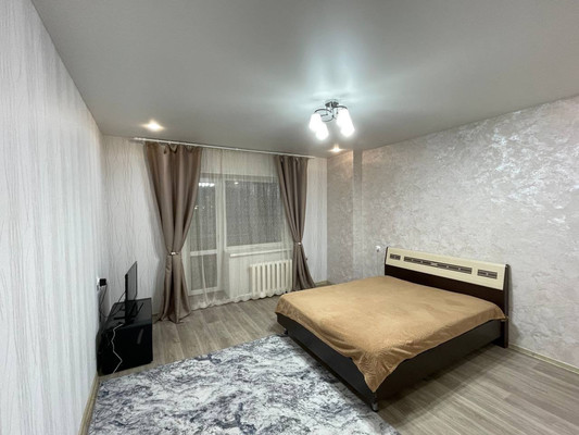 Продам однокомнатную (1-комн.) квартиру, Кирова ул, 35, Ханты-Мансийск г