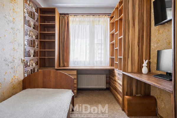 Продам двухкомнатную (2-комн.) квартиру, Чудновского ул, 8к1 литера А, Санкт-Петербург г