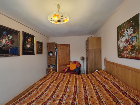 Продам трехкомнатную (3-комн.) квартиру, Дыбенко ул, 12Жк1, Санкт-Петербург г