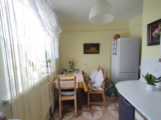 Продам трехкомнатную (3-комн.) квартиру, Дыбенко ул, 12Жк1, Санкт-Петербург г