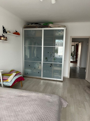 Продам трехкомнатную (3-комн.) квартиру, Краснодарская ул, 6, Москва г