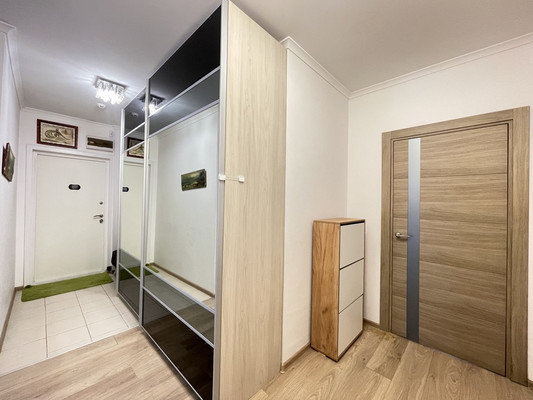 Продам трехкомнатную (3-комн.) квартиру, Александры Монаховой ул, 98к1, Коммунарка п