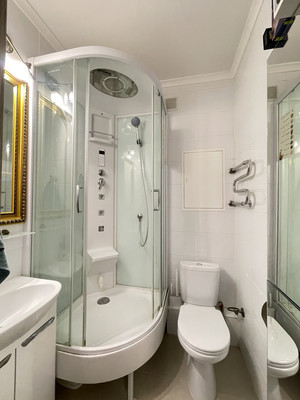 Продам трехкомнатную (3-комн.) квартиру, Александры Монаховой ул, 98к1, Коммунарка п