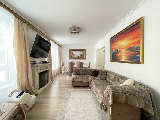 Продам трехкомнатную (3-комн.) квартиру, Александры Монаховой ул, 98к1, Коммунарка п