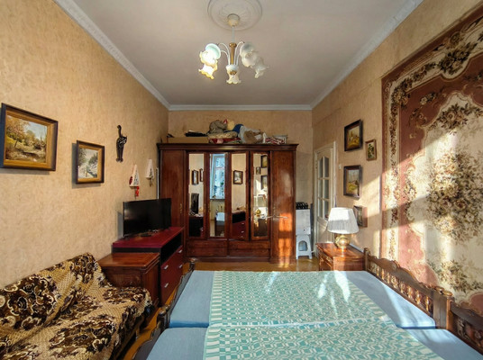 Продам трехкомнатную (3-комн.) квартиру, Октябрьский пр-кт, 201, Люберцы г