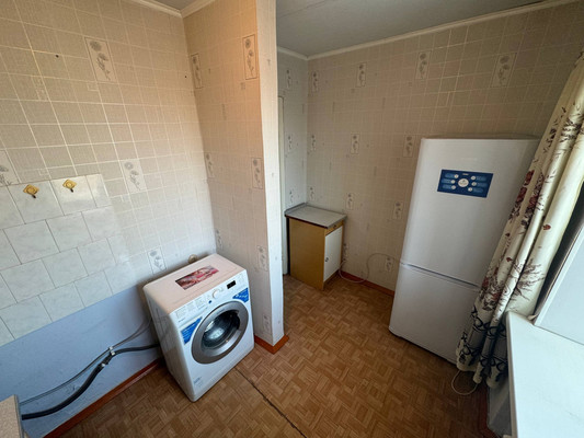 Продам двухкомнатную (2-комн.) квартиру, Парижской Коммуны ул, 33к3, Комсомольск-на-Амуре г