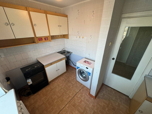 Продам двухкомнатную (2-комн.) квартиру, Парижской Коммуны ул, 33к3, Комсомольск-на-Амуре г