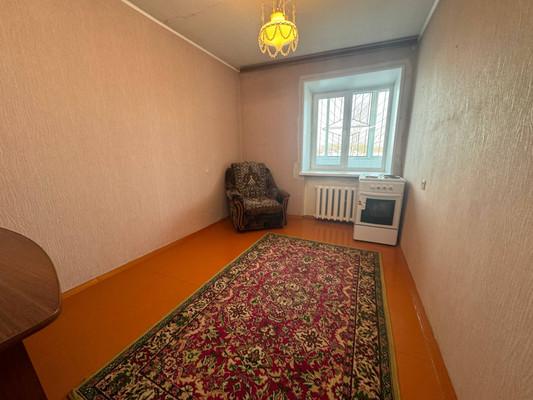 Продам двухкомнатную (2-комн.) квартиру, Парижской Коммуны ул, 33к3, Комсомольск-на-Амуре г