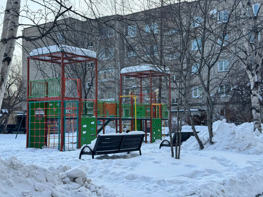 Продам двухкомнатную (2-комн.) квартиру, Парижской Коммуны ул, 33к3, Комсомольск-на-Амуре г