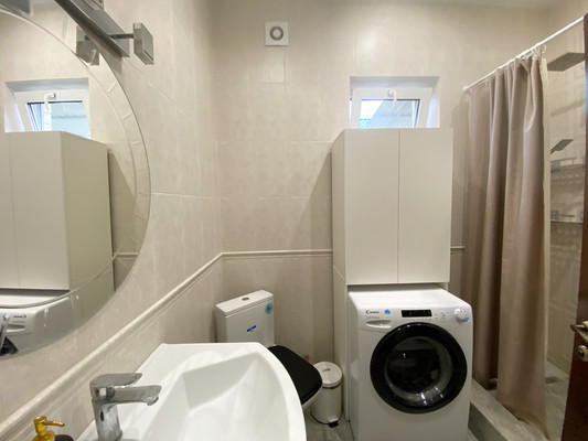 Продам дом, им. Виктора Тюрина ул, 2, Краснодар г, 0 км от города