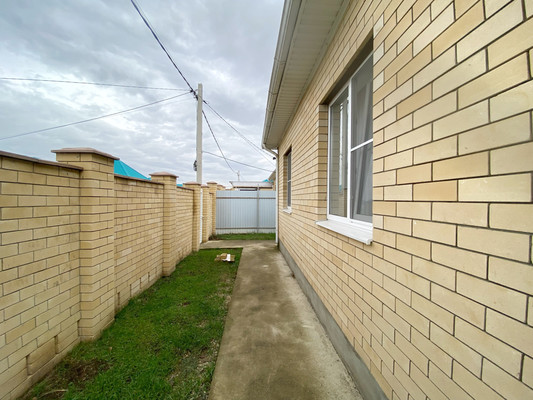 Продам дом, им. Виктора Тюрина ул, 2, Краснодар г, 0 км от города