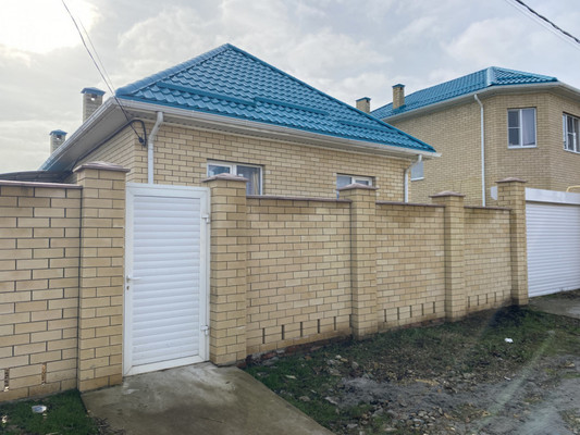 Продам дом, им. Виктора Тюрина ул, 2, Краснодар г, 0 км от города