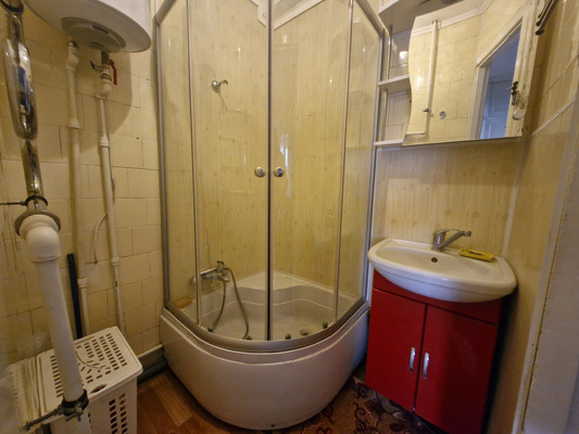 Продам многокомнатную квартиру, Корушина ул, 11, Ишим г