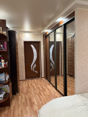 Продам двухкомнатную (2-комн.) квартиру, Ленинградский проезд, 11, Подольск г