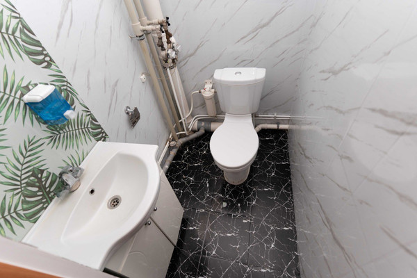 Продам двухкомнатную (2-комн.) квартиру, Анны Коньковой ул, 10, Ханты-Мансийск г