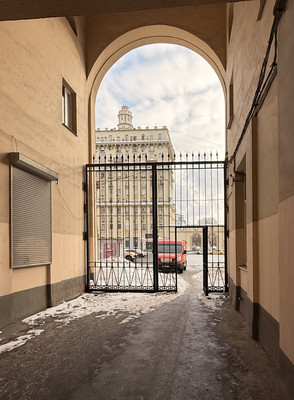 Продам однокомнатную (1-комн.) квартиру, Кутузовский пр-кт, 24, Москва г