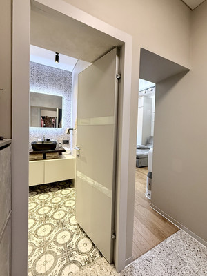 Продам однокомнатную (1-комн.) квартиру, Кутузовский пр-кт, 24, Москва г