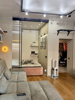 Продам однокомнатную (1-комн.) квартиру, Кутузовский пр-кт, 24, Москва г