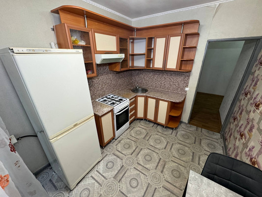 Продам двухкомнатную (2-комн.) квартиру, Аллея Труда ул, 40, Комсомольск-на-Амуре г