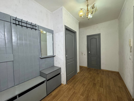 Продам двухкомнатную (2-комн.) квартиру, Аллея Труда ул, 40, Комсомольск-на-Амуре г