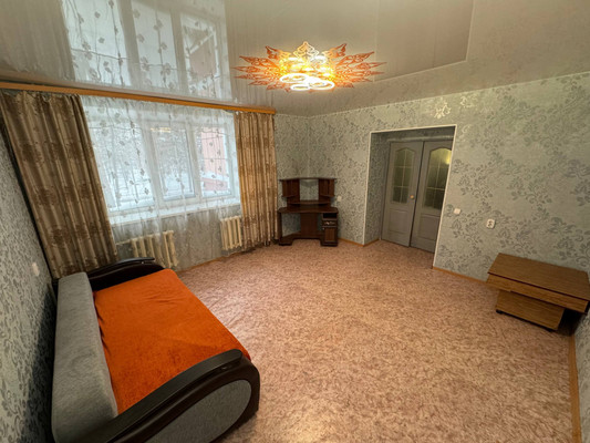 Продам двухкомнатную (2-комн.) квартиру, Аллея Труда ул, 40, Комсомольск-на-Амуре г