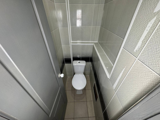 Продам двухкомнатную (2-комн.) квартиру, Аллея Труда ул, 40, Комсомольск-на-Амуре г