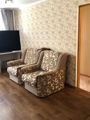 Продам двухкомнатную (2-комн.) квартиру, Гоголя ул, 74, Симферополь г